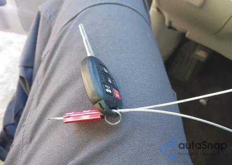 2013 Toyota Camry Le z USA, uszkodzony, nr VIN 4T4BF1FK5DR331288